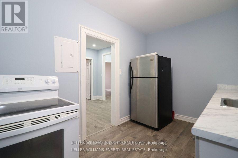 2 - 84 SIMCOE STREET N, Oshawa, Ontario