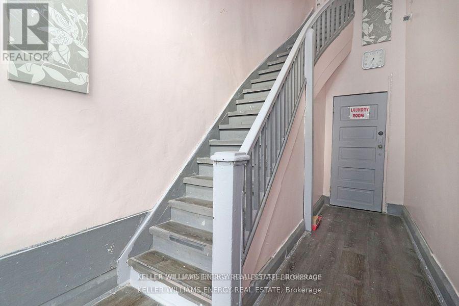 2 - 84 Simcoe Street N, Oshawa, Ontario  L1G 4S2 - Photo 4 - E12438235