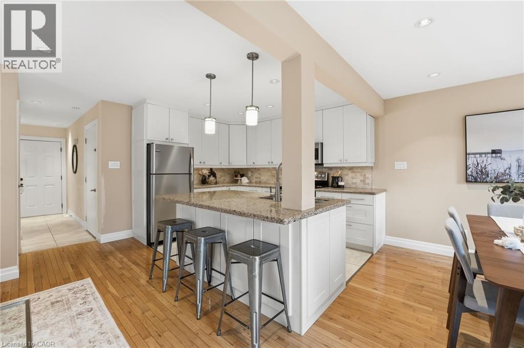 2200 Glenwood School Drive Unit# 16, Burlington, Ontario  L7R 4H5 - Photo 6 - 40784397