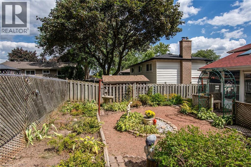 153 Pinedale Drive, Kitchener, Ontario  N2E 1K2 - Photo 8 - 40784259