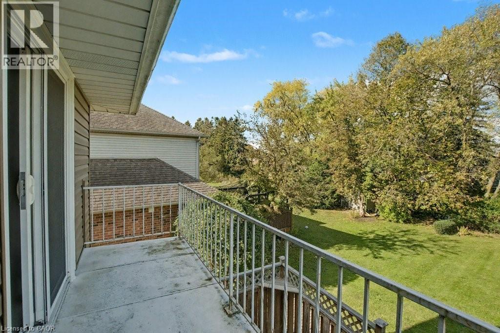 132 Carson Drive, Kitchener, Ontario  N2B 2Z2 - Photo 32 - 40784257