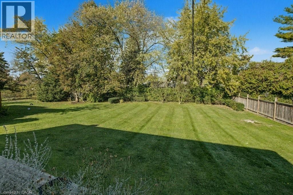 132 Carson Drive, Kitchener, Ontario  N2B 2Z2 - Photo 39 - 40784257