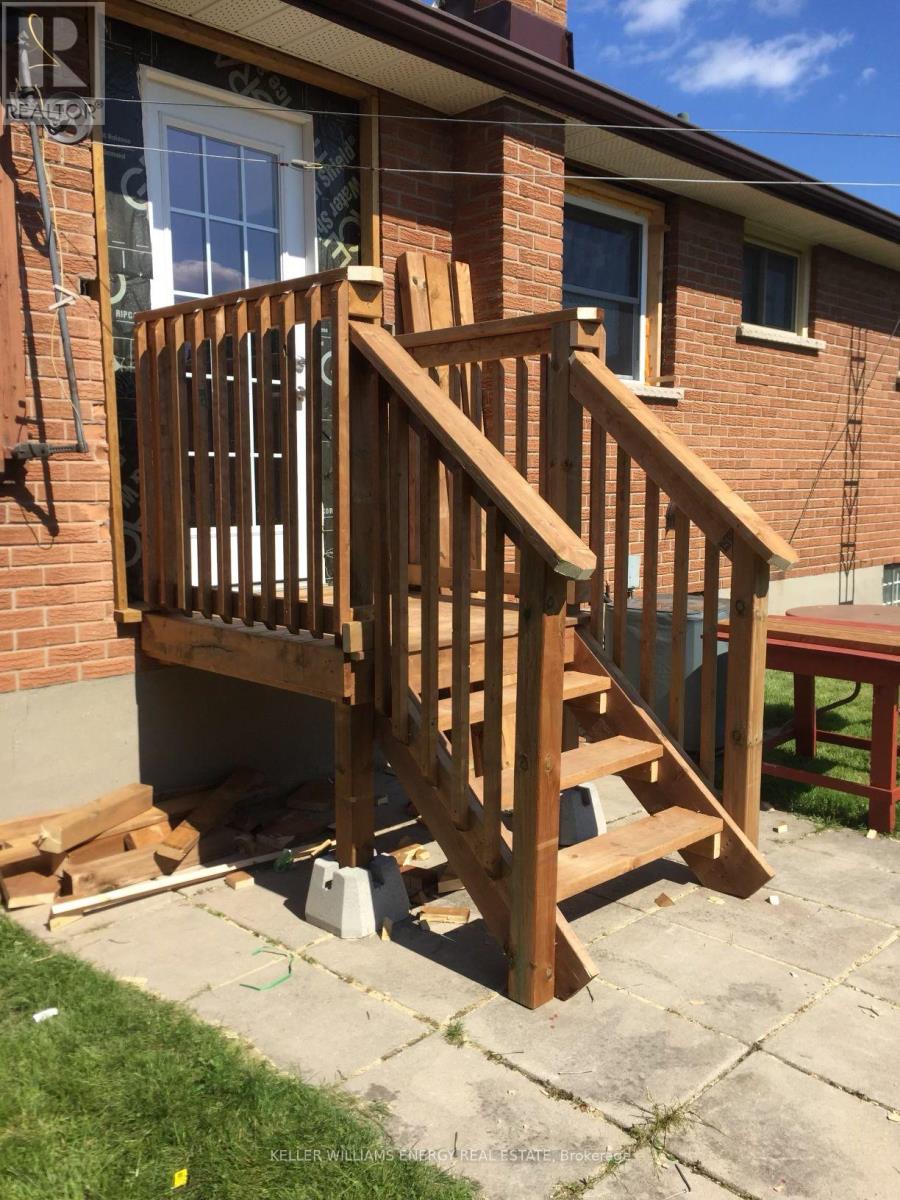 260 Linden Street, Oshawa, Ontario  L1H 6R4 - Photo 11 - E12476497