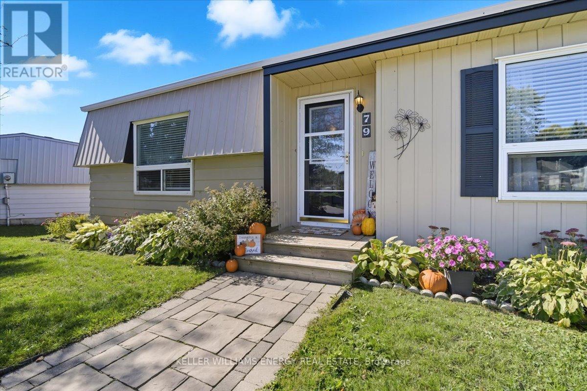 79 Fairway Drive, Clarington, Ontario  L1B 1B1 - Photo 4 - E12441035