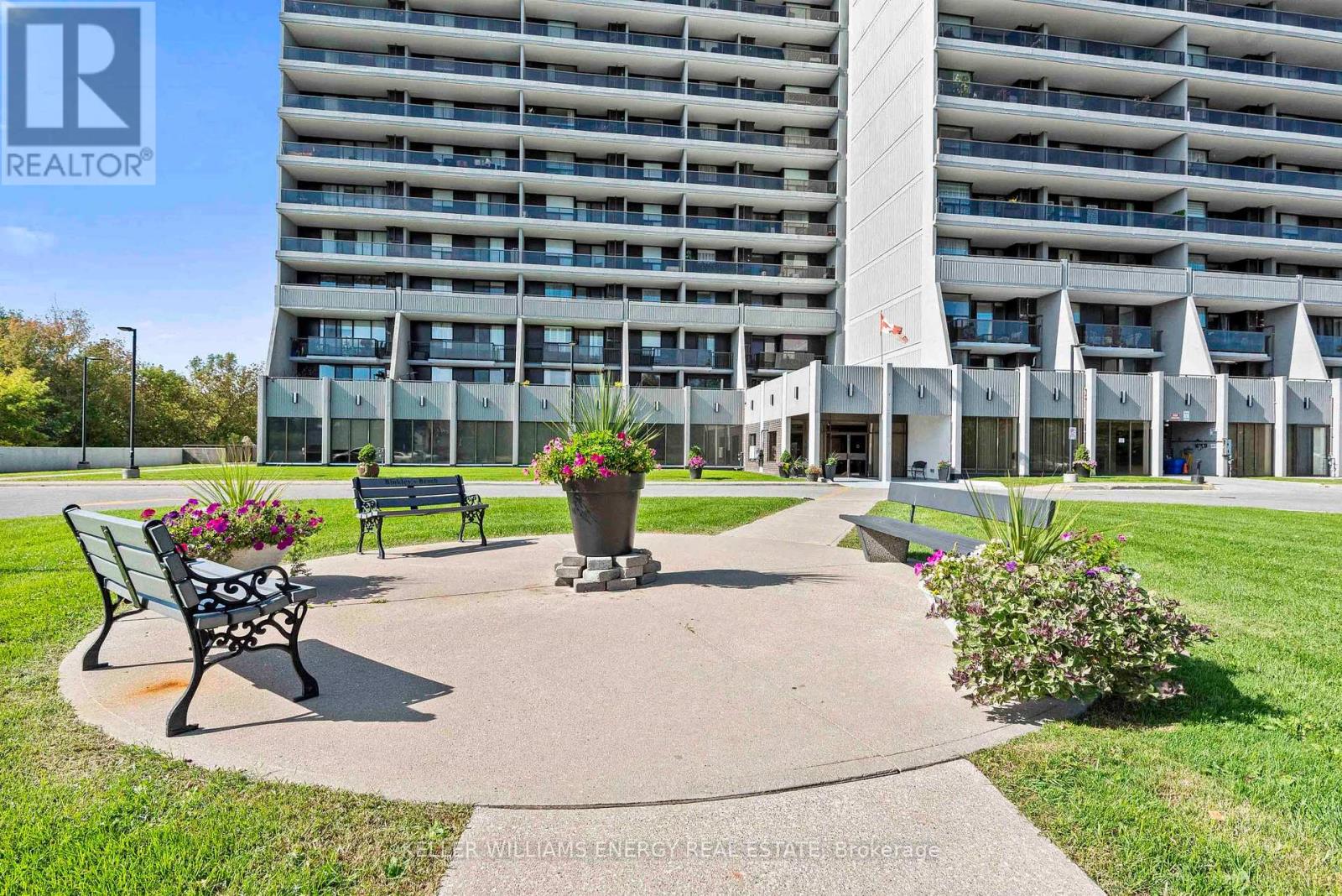 1110 - 92 Church Street S, Ajax, Ontario  L1S 6B4 - Photo 3 - E12443157