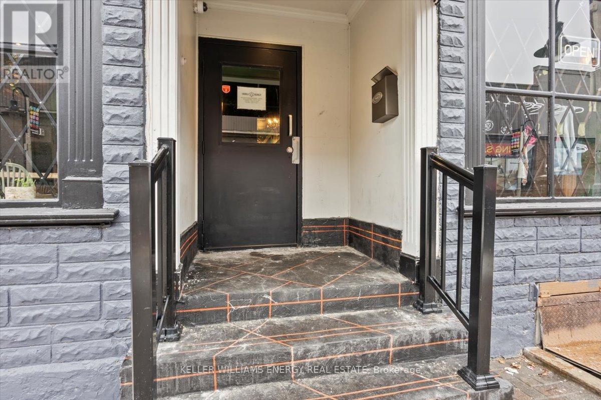 21 Celina Street, Oshawa, Ontario  L1H 4M9 - Photo 3 - E12483279