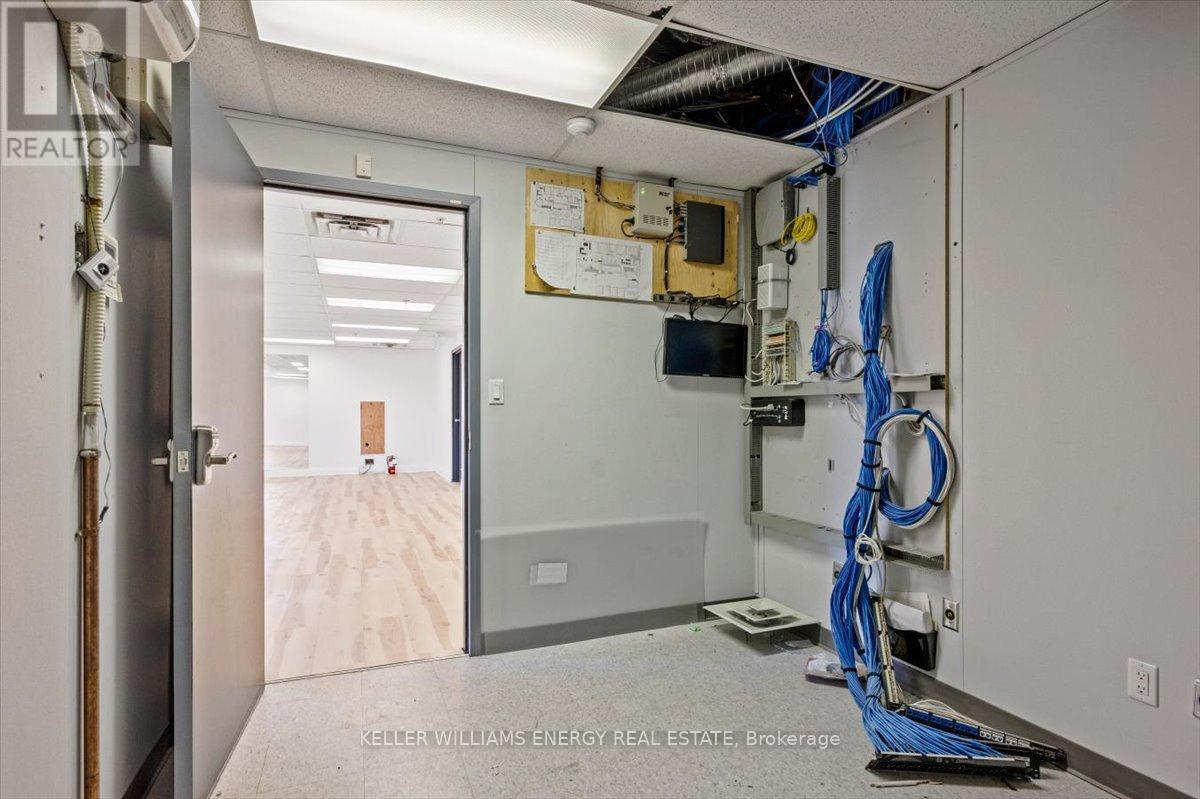 5a - 2 Brock Street W, Uxbridge, Ontario  L9P 1P2 - Photo 14 - N12436720