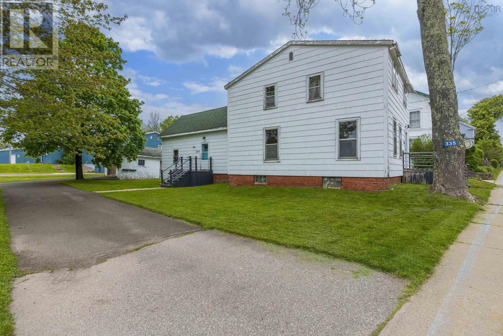 335 Granville Street, Bridgetown, Nova Scotia  B0S 1C0 - Photo 2 - 202512284