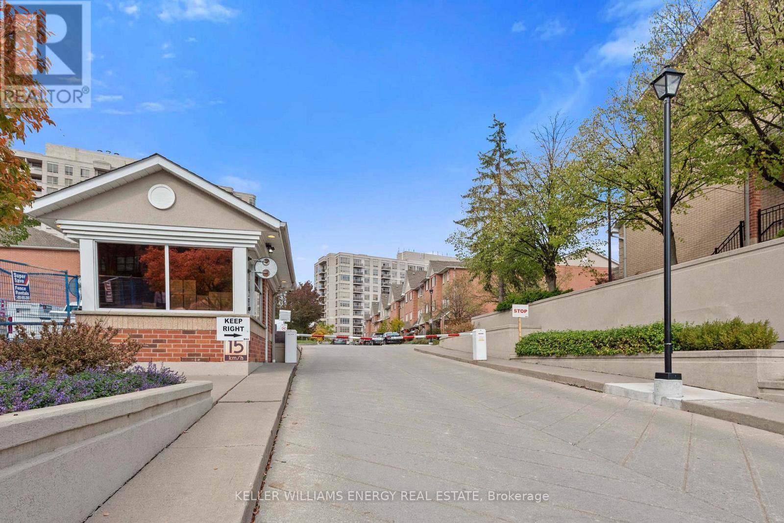 310 - 1200 The Esplanade Road N, Pickering, Ontario  L1V 6V3 - Photo 3 - E12483960