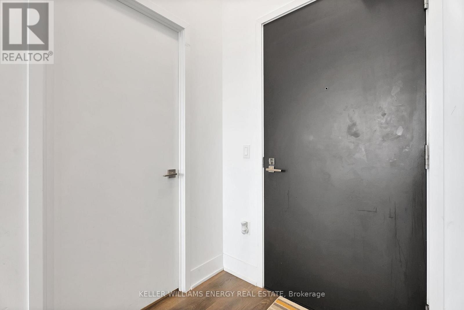 219 - 2908 Highway 7, Vaughan, Ontario  L4K 0K5 - Photo 4 - N12214595