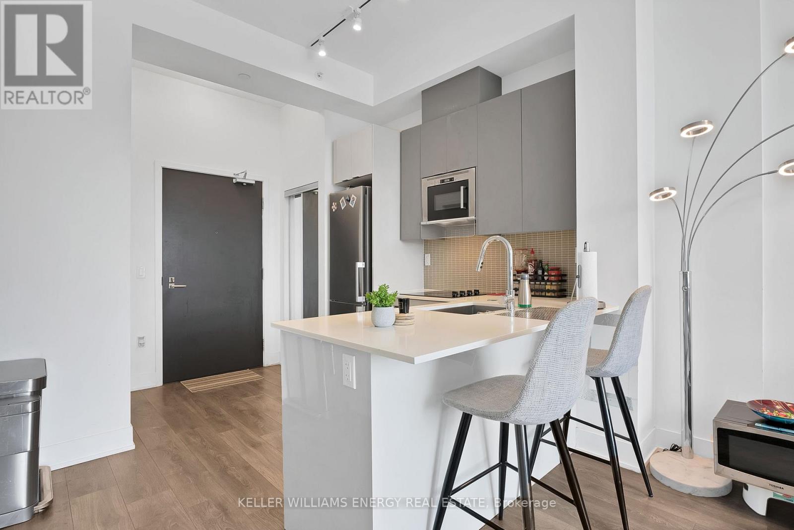 219 - 2908 Highway 7, Vaughan, Ontario  L4K 0K5 - Photo 5 - N12214595