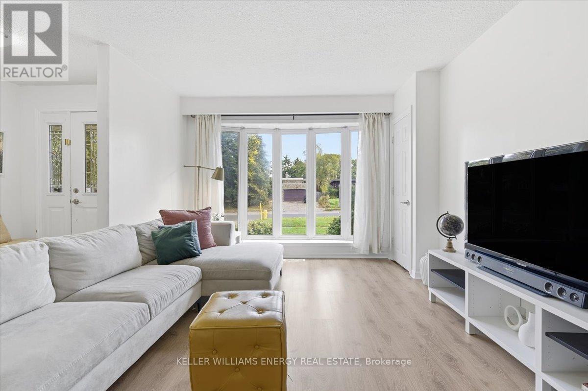 600 Wilson Road N, Oshawa, Ontario  L1G 6E9 - Photo 3 - E12484799