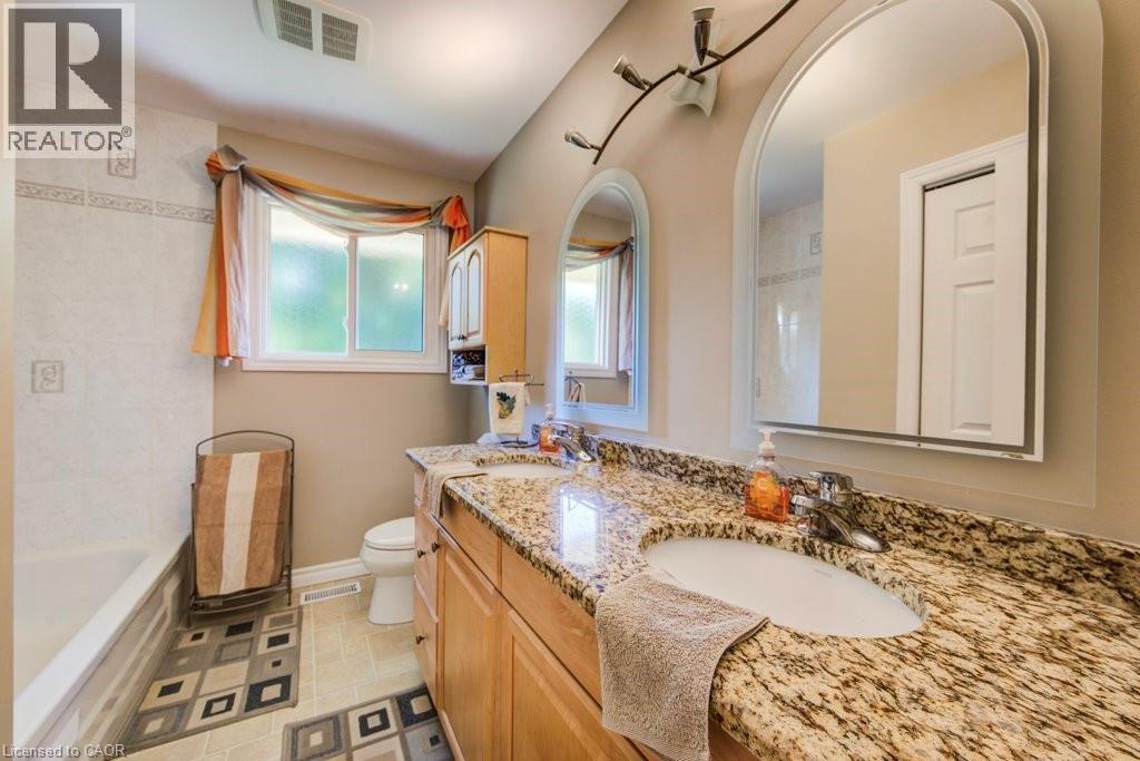 18 Marshall Avenue, North Dumfries, Ontario  N0B 1E0 - Photo 16 - 40744707