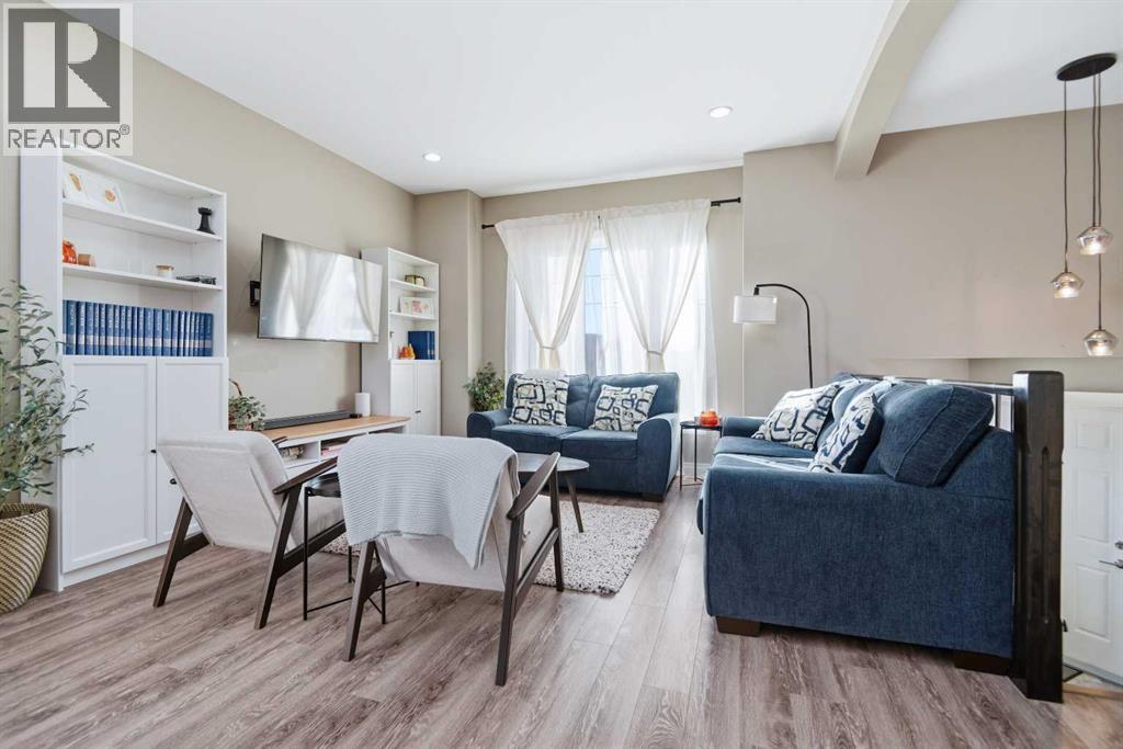 53 Adina Close, Blackfalds, Alberta  T4M 0J4 - Photo 8 - A2267865