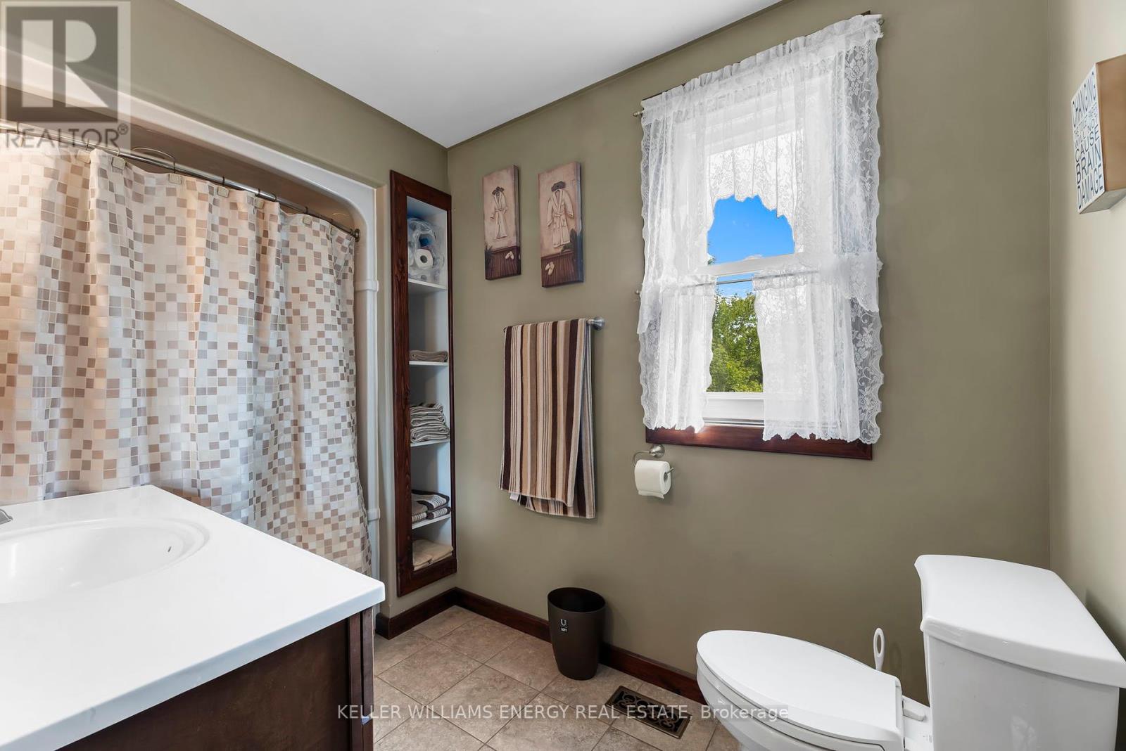 4070 Hwy 28, Selwyn, Ontario K0L 2H0 - Photo 20 - X12363501