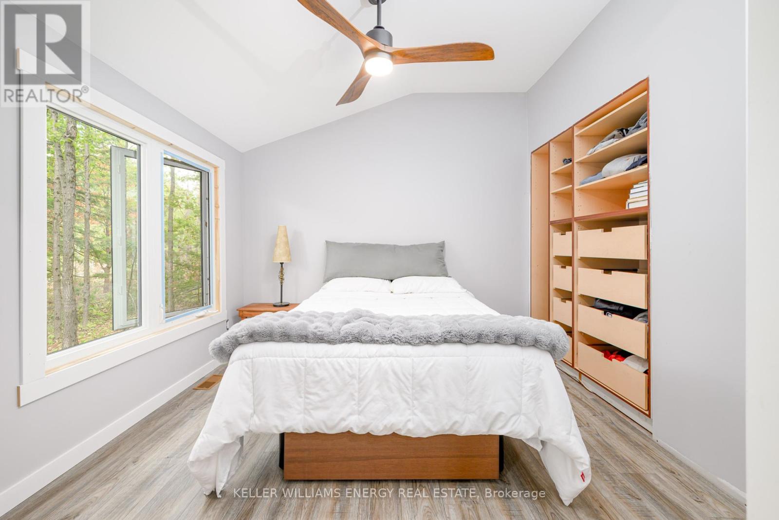 260 Edwina Drive, Trent Lakes, Ontario  K0M 1A0 - Photo 12 - X12388461