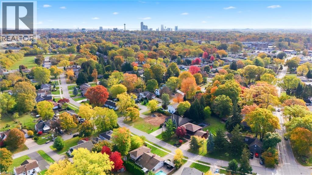 7816b Rysdale Street, Niagara Falls, Ontario  L2H 1G4 - Photo 10 - 40784400