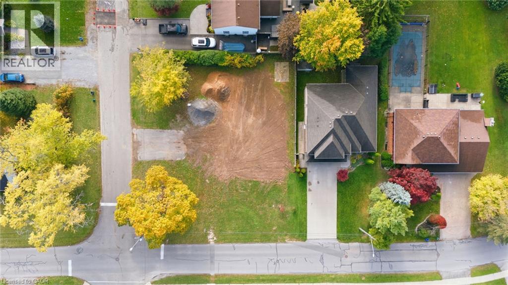 7816b Rysdale Street, Niagara Falls, Ontario  L2H 1G4 - Photo 9 - 40784400