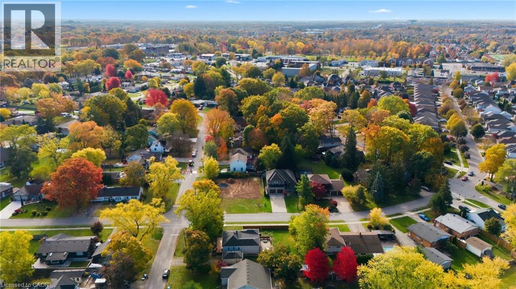 7816b Rysdale Street, Niagara Falls, Ontario  L2H 1G4 - Photo 11 - 40784400