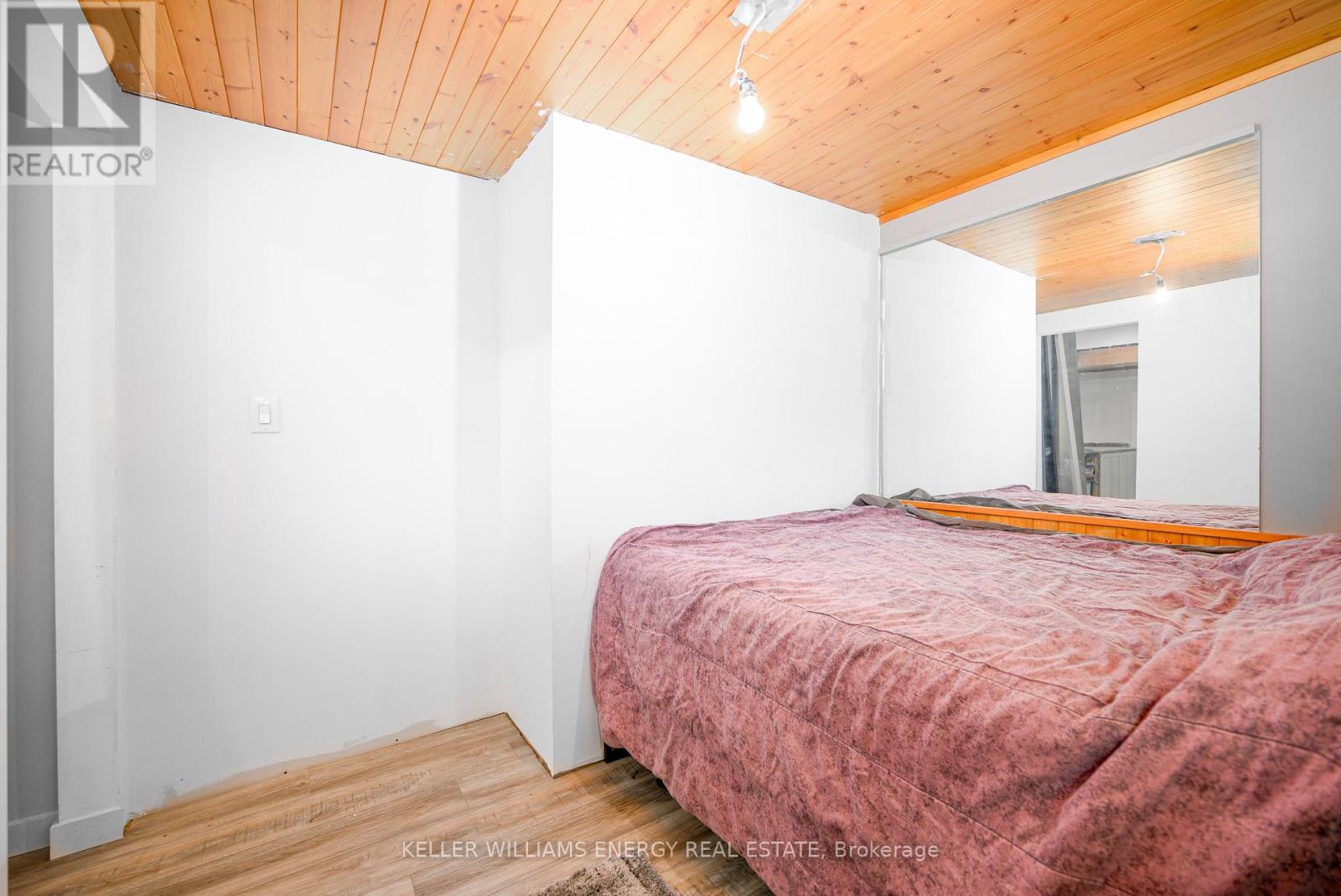 260 Edwina Drive, Trent Lakes, Ontario  K0M 1A0 - Photo 16 - X12388461