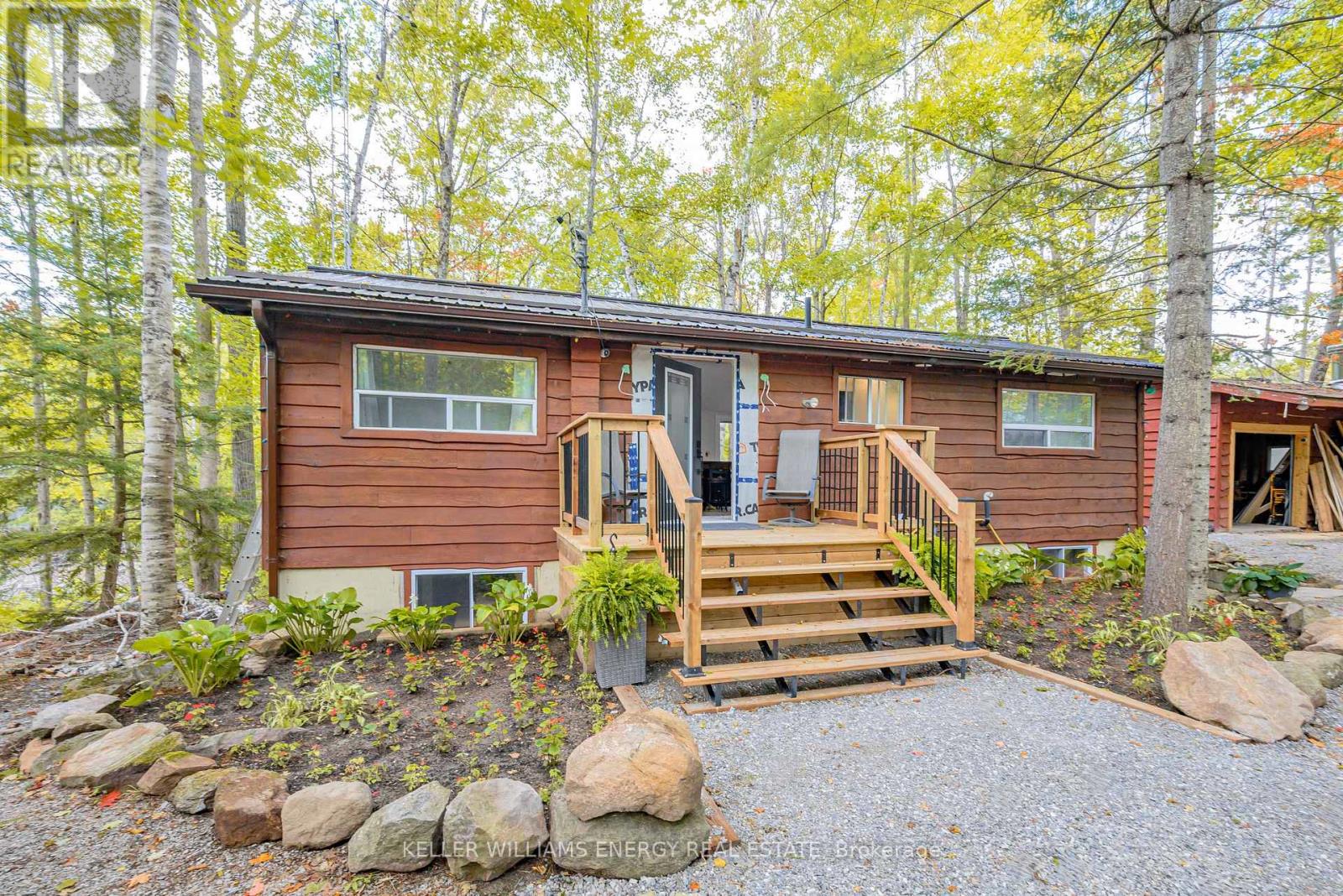 260 Edwina Drive, Trent Lakes, Ontario  K0M 1A0 - Photo 3 - X12388461