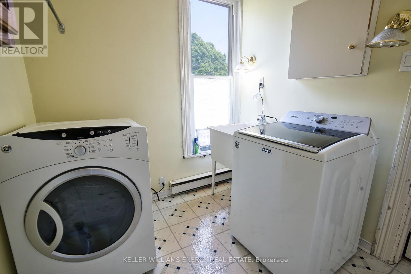 88 Wellington Street N, Woodstock, Ontario  N4S 6R1 - Photo 35 - X12437587