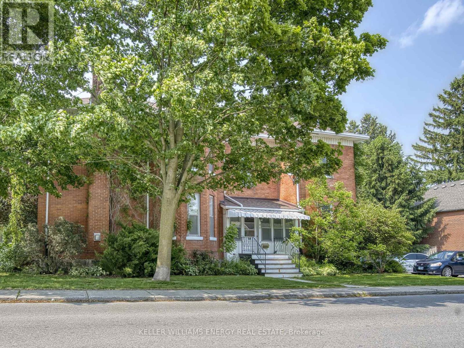 88 Wellington Street N, Woodstock, Ontario  N4S 6R1 - Photo 5 - X12437587