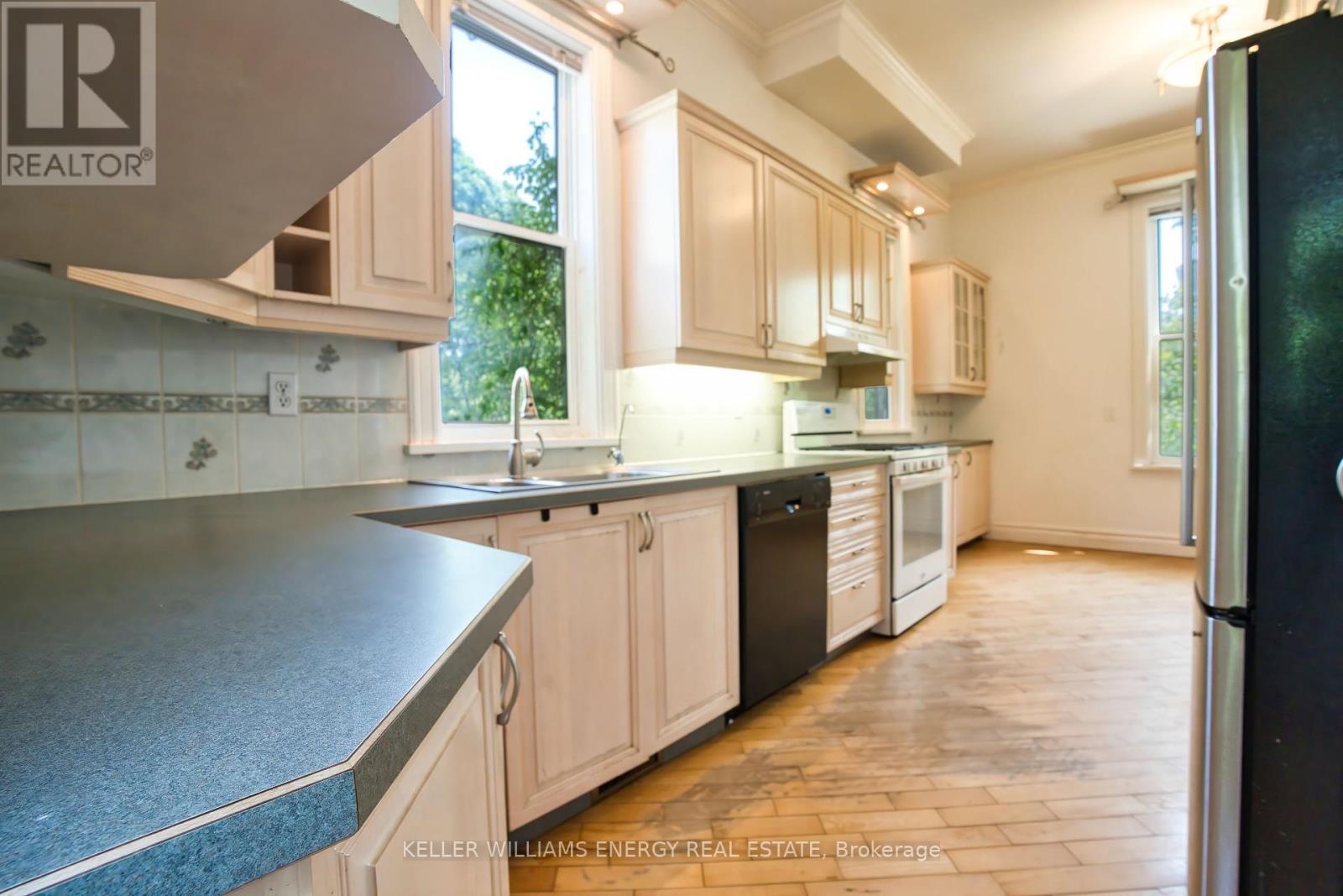 88 Wellington Street N, Woodstock, Ontario  N4S 6R1 - Photo 21 - X12437587