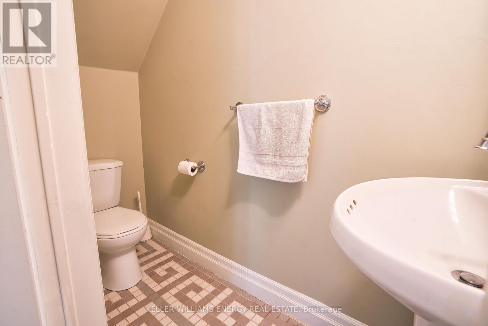 88 Wellington Street N, Woodstock, Ontario  N4S 6R1 - Photo 16 - X12437587