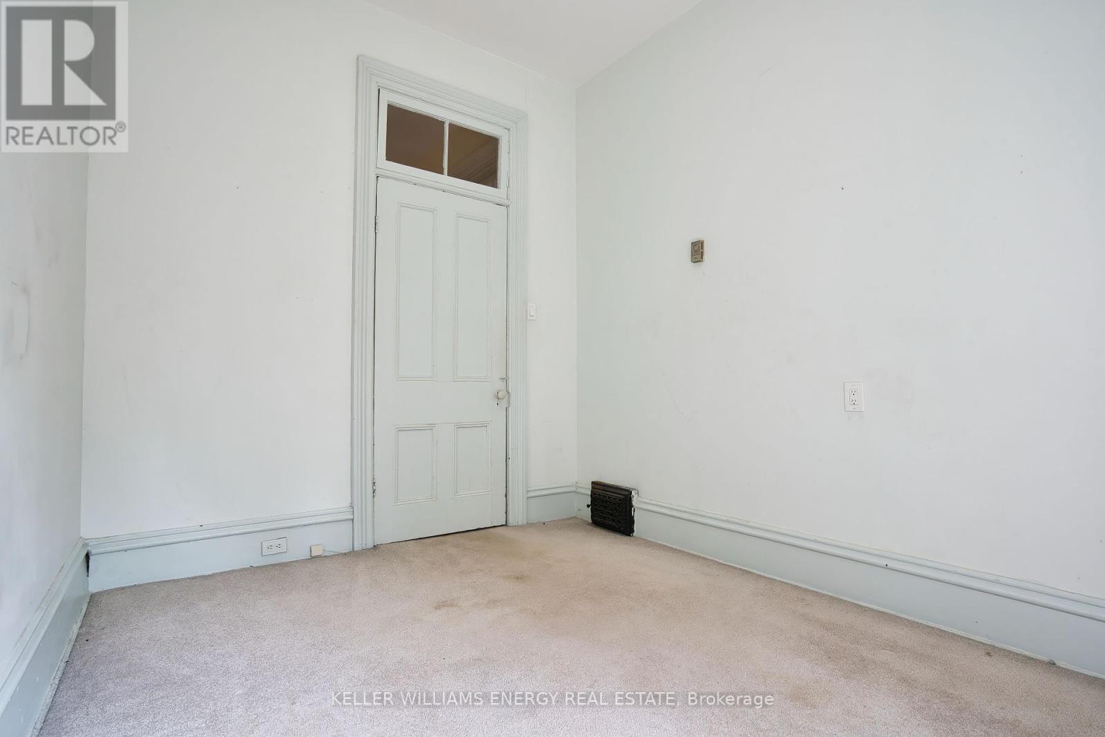 88 Wellington Street N, Woodstock, Ontario  N4S 6R1 - Photo 30 - X12437587