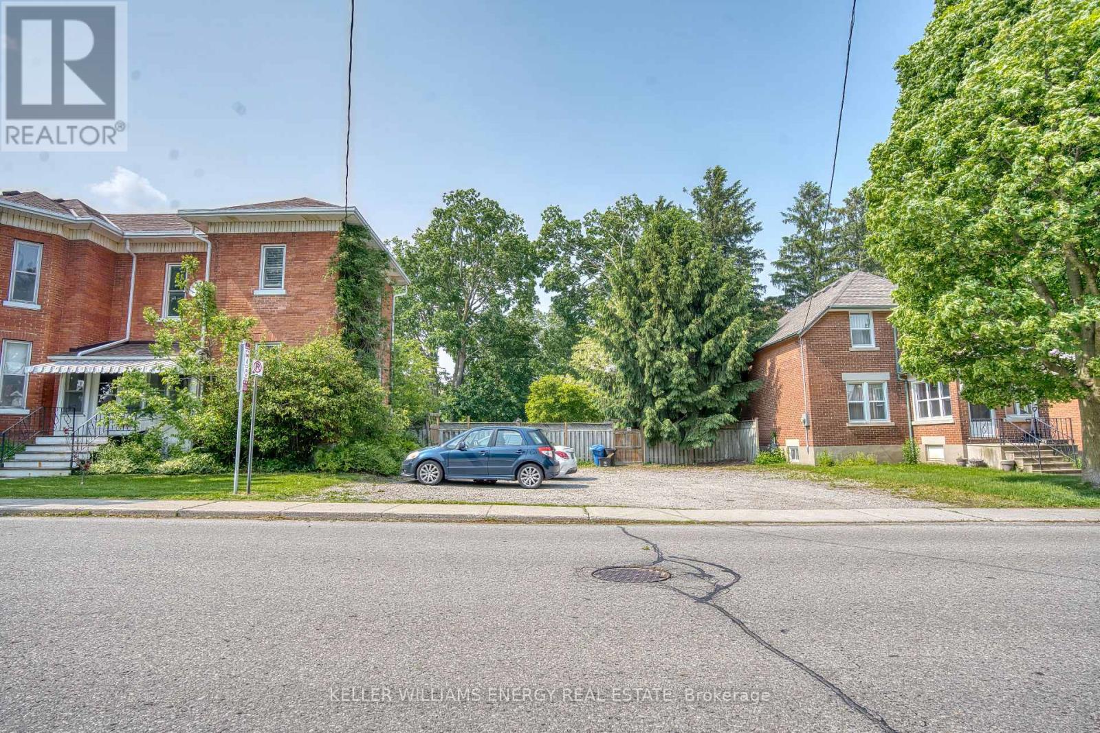 88 Wellington Street N, Woodstock, Ontario  N4S 6R1 - Photo 6 - X12437587