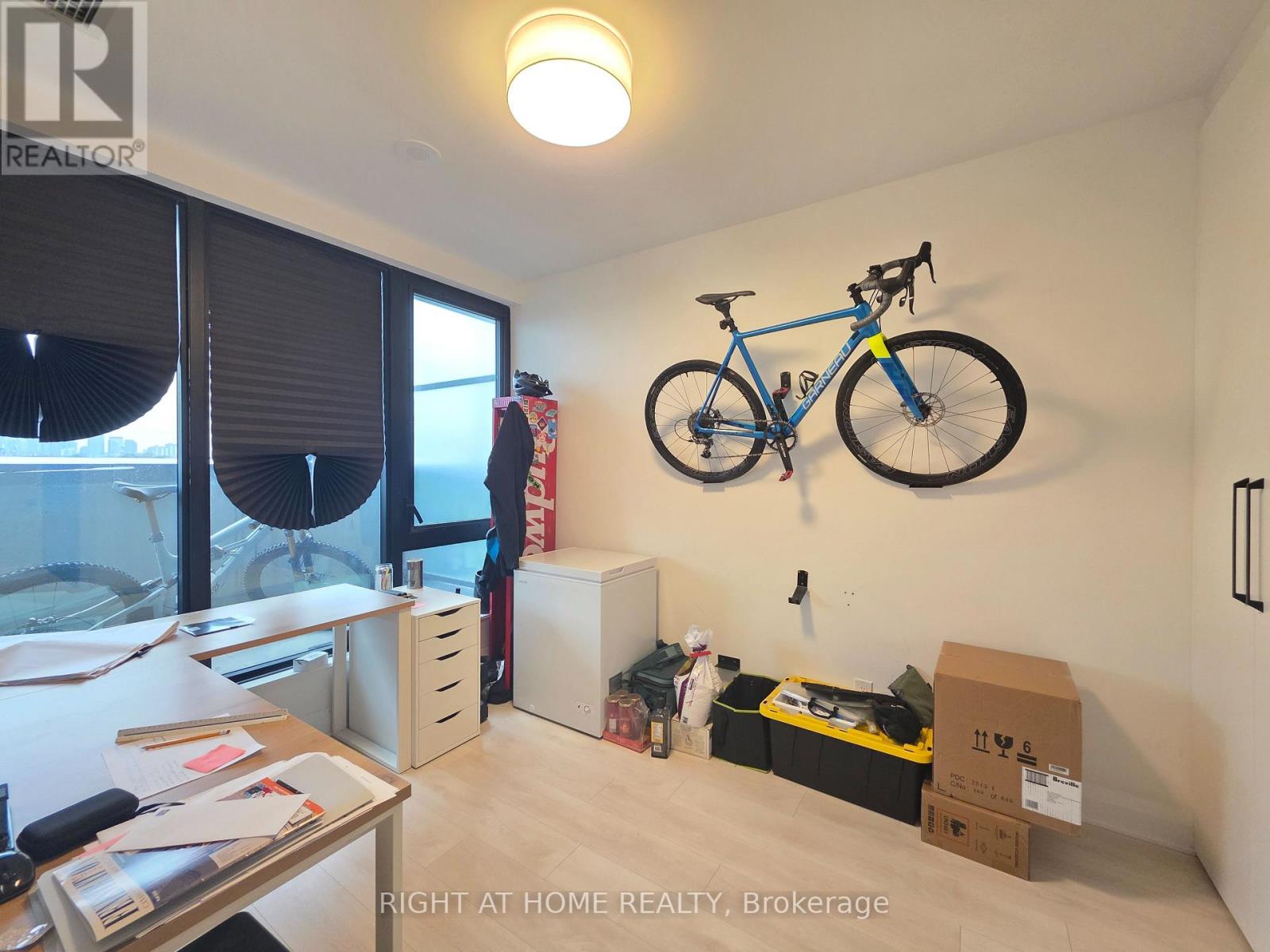 703 - 33 Frederick Todd Way N, Toronto, Ontario  M4G 2L2 - Photo 8 - C12475658