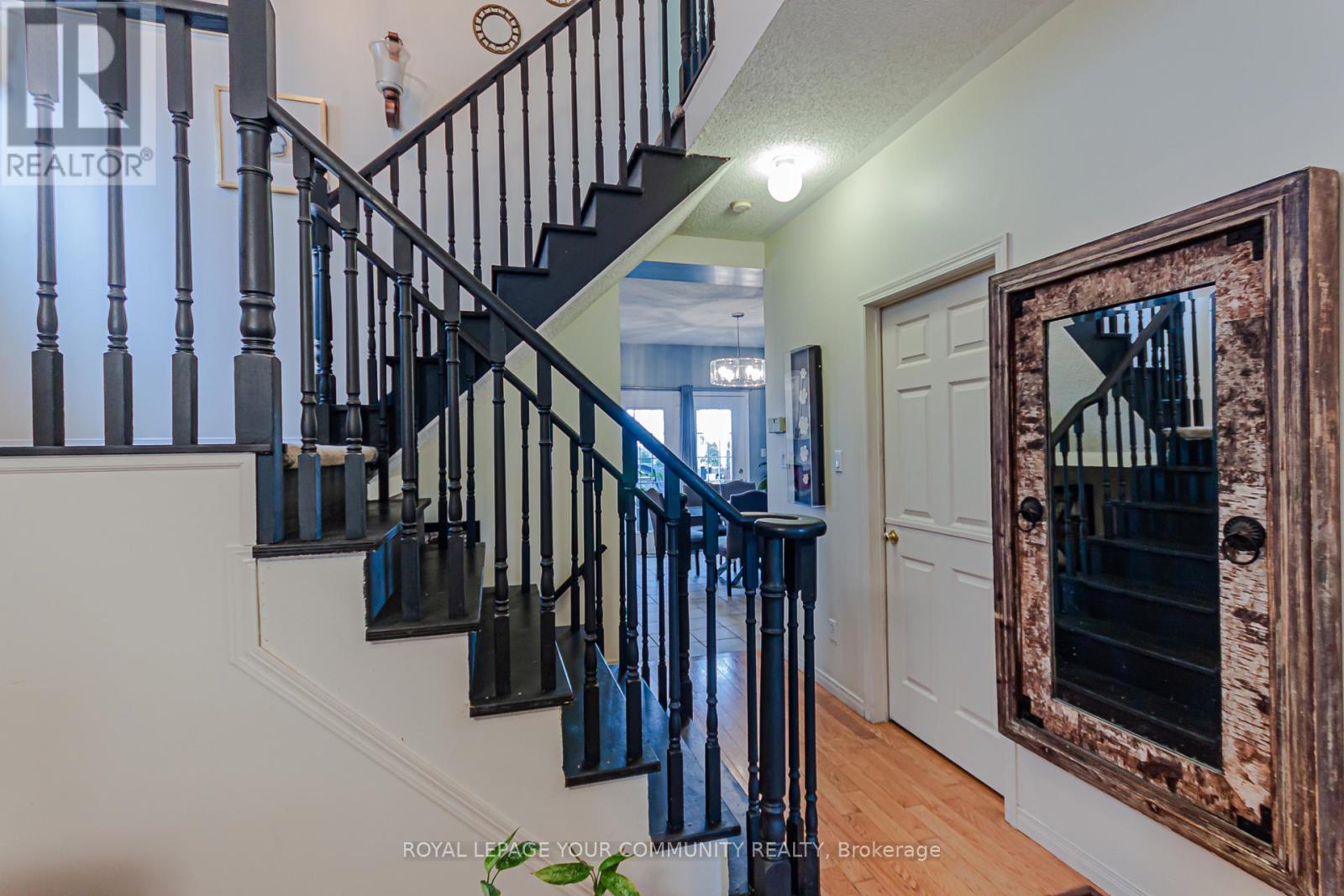 1516 Skyview Street, Oshawa, Ontario  L1K 2S3 - Photo 11 - E12474860