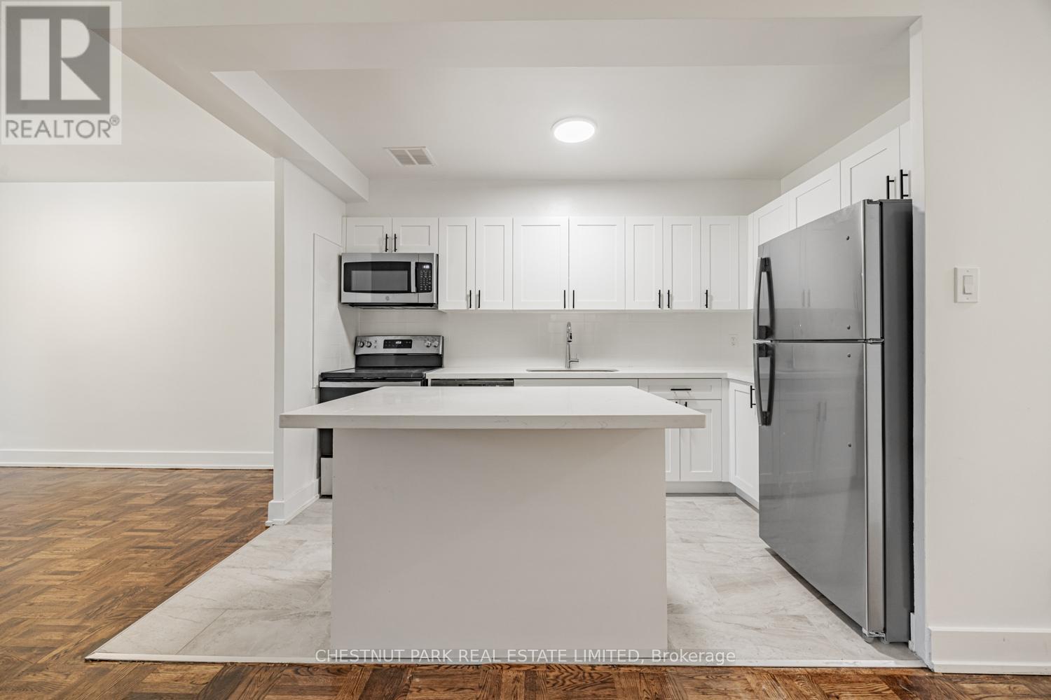 103 - 2500 Bathurst Street, Toronto, Ontario  M6B 2Y8 - Photo 5 - C12491058