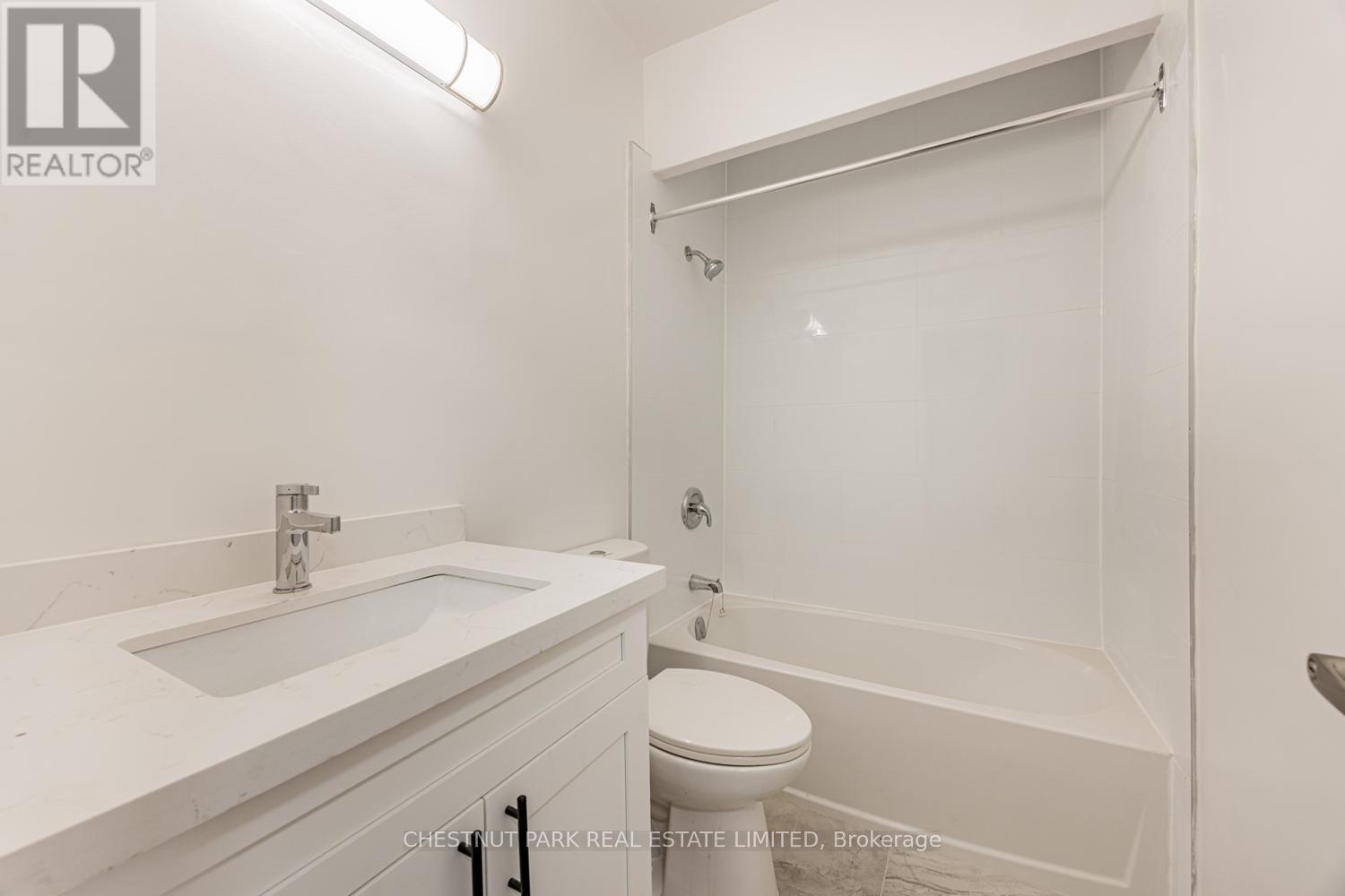 103 - 2500 Bathurst Street, Toronto, Ontario  M6B 2Y8 - Photo 9 - C12491058