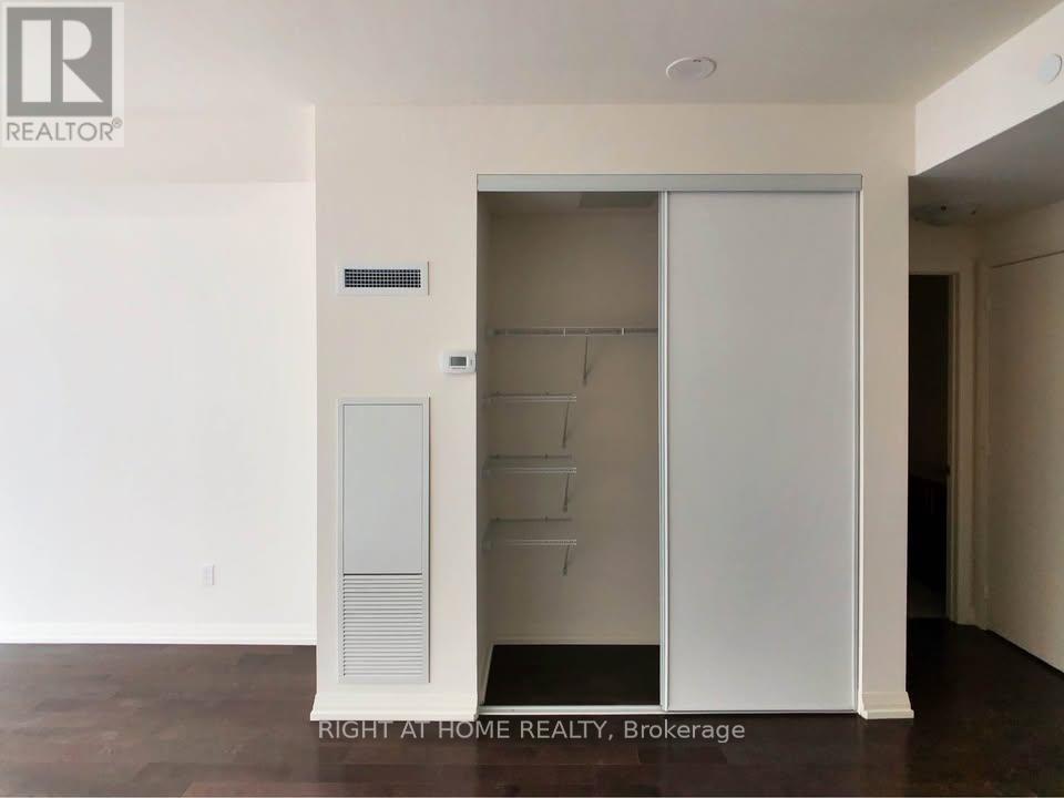 1603 - 460 Adelaide Street E, Toronto, Ontario  M5A 1N4 - Photo 6 - C12491070