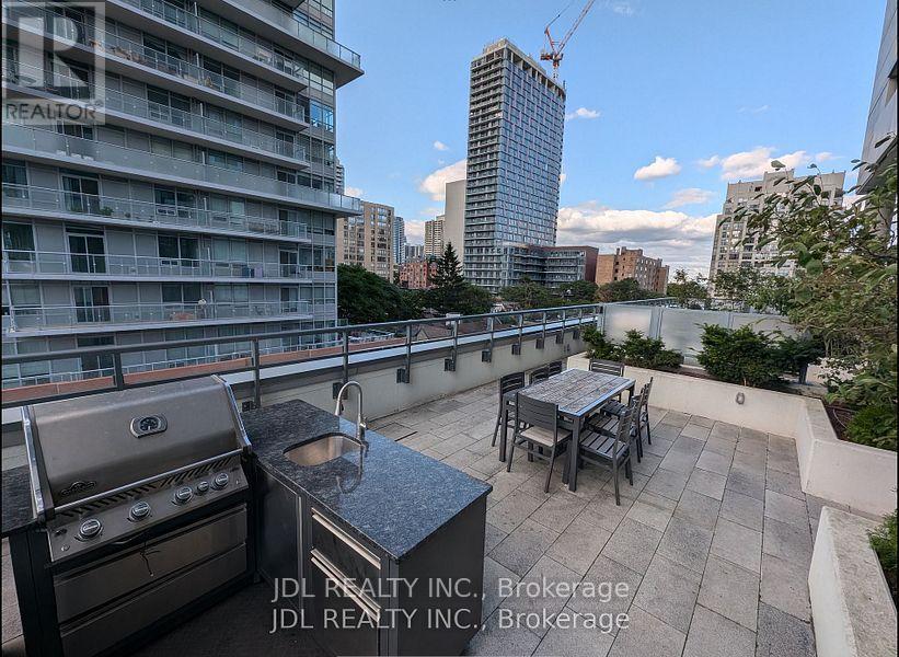 2410 - 89 Mcgill Street, Toronto, Ontario  M5B 0B1 - Photo 11 - C12491114