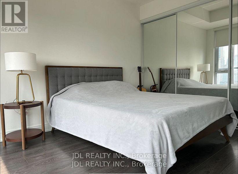 2410 - 89 Mcgill Street, Toronto, Ontario  M5B 0B1 - Photo 7 - C12491114