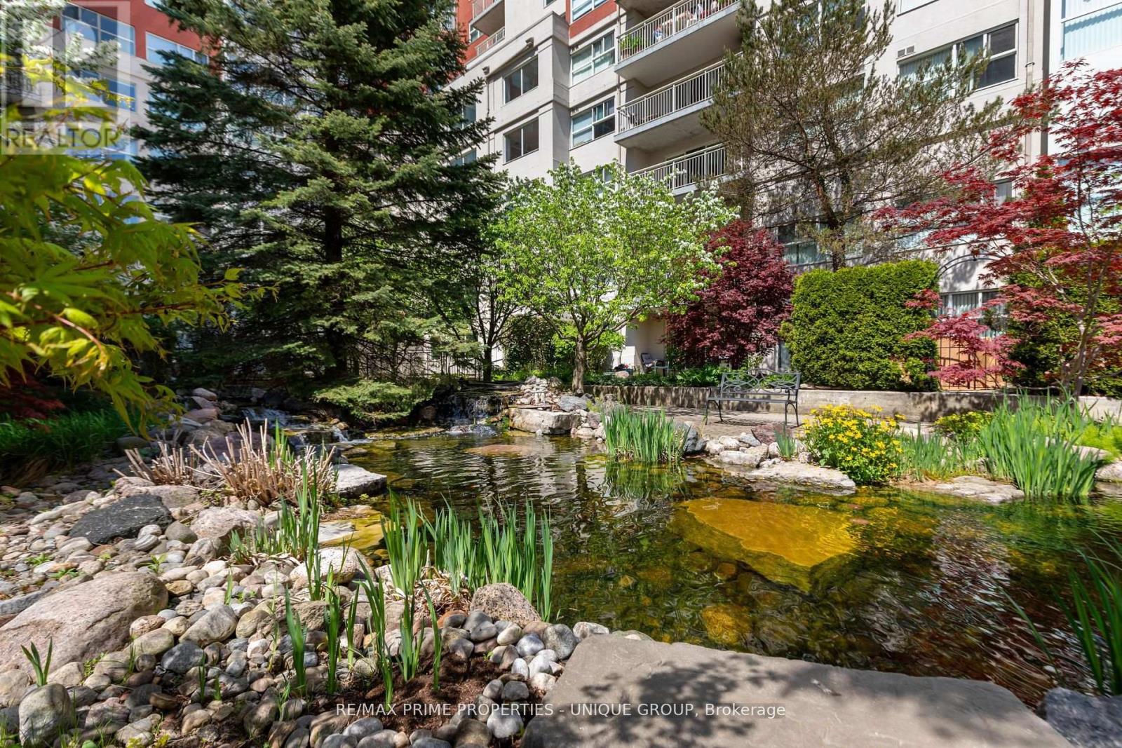 808 - 18 Concorde Place, Toronto, Ontario  M3C 3T9 - Photo 37 - C12491146