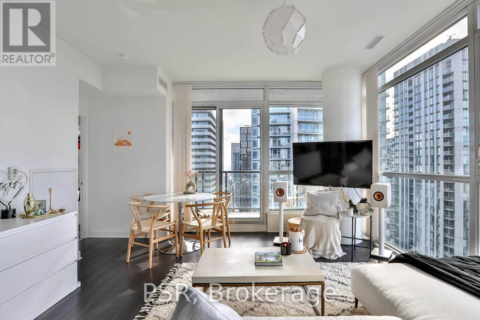 3811 - 290 Adelaide Street W, Toronto, Ontario  M5V 0P3 - Photo 6 - C12491172