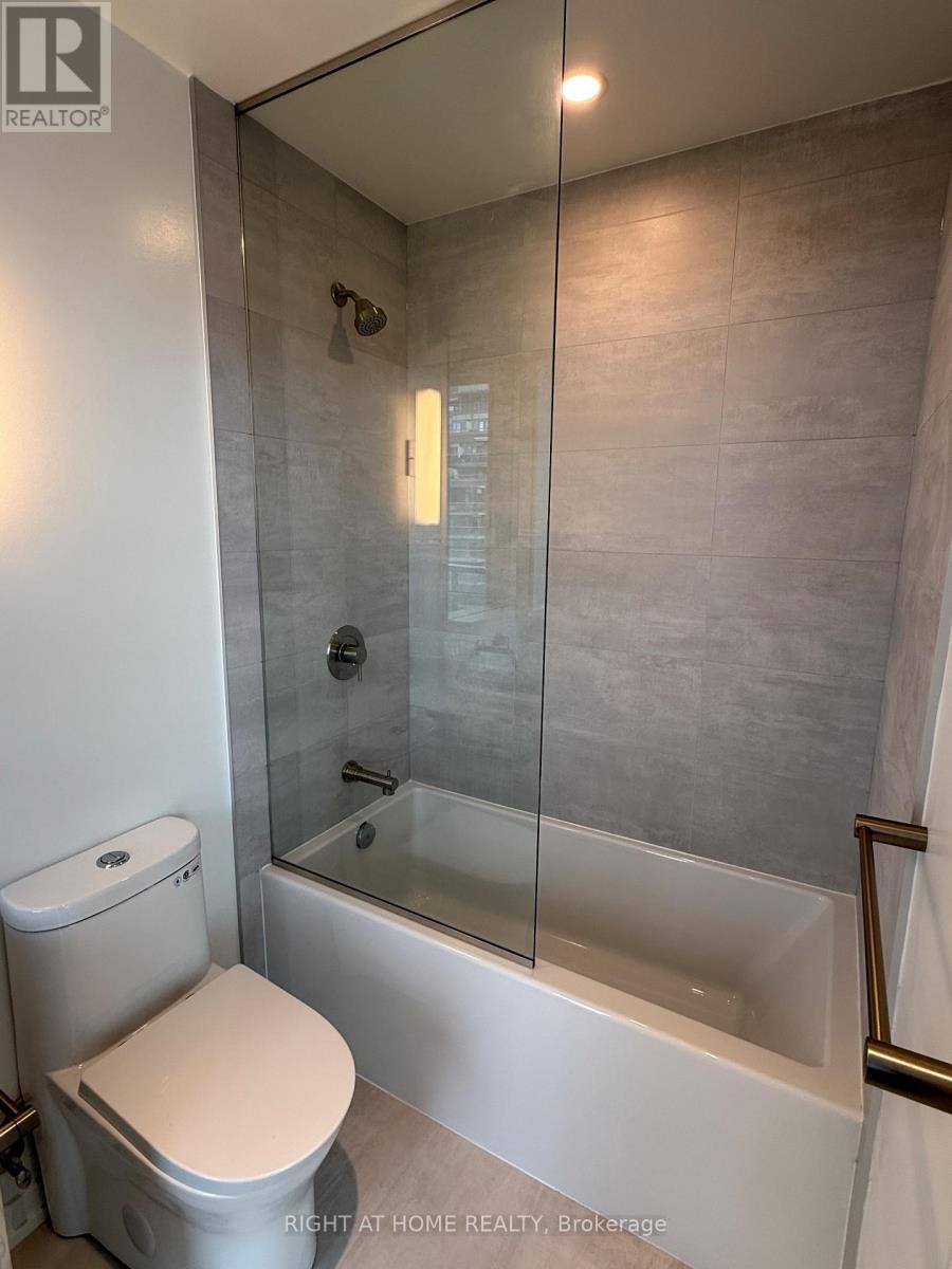 1109 - 110 Broadway Avenue, Toronto, Ontario  M4P 1V7 - Photo 14 - C12491174