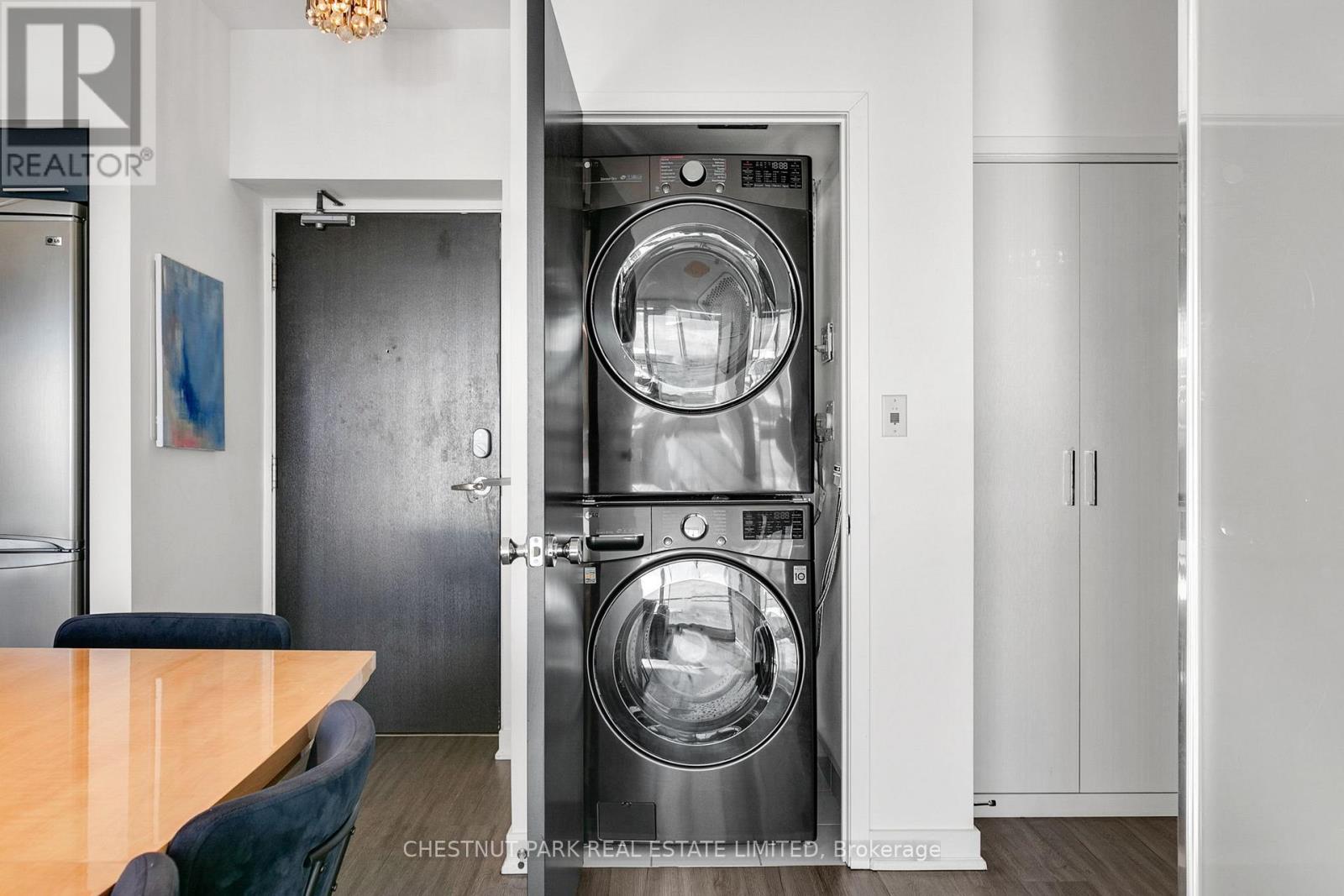 3010 - 25 Capreol Court, Toronto, Ontario  M5V 3Z7 - Photo 17 - C12491182