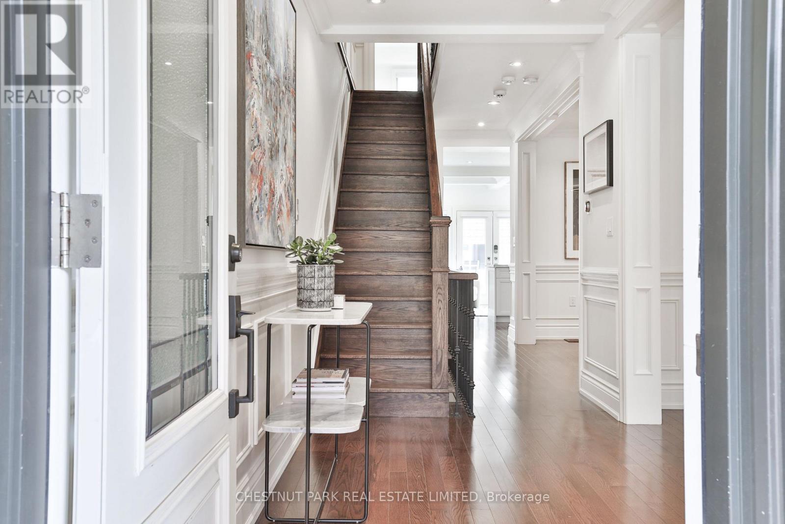 215 Major Street, Toronto, Ontario  M5S 2L4 - Photo 2 - C12491188