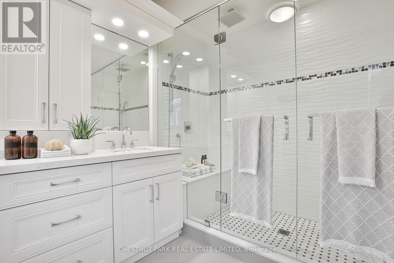 215 Major Street, Toronto, Ontario  M5S 2L4 - Photo 28 - C12491188