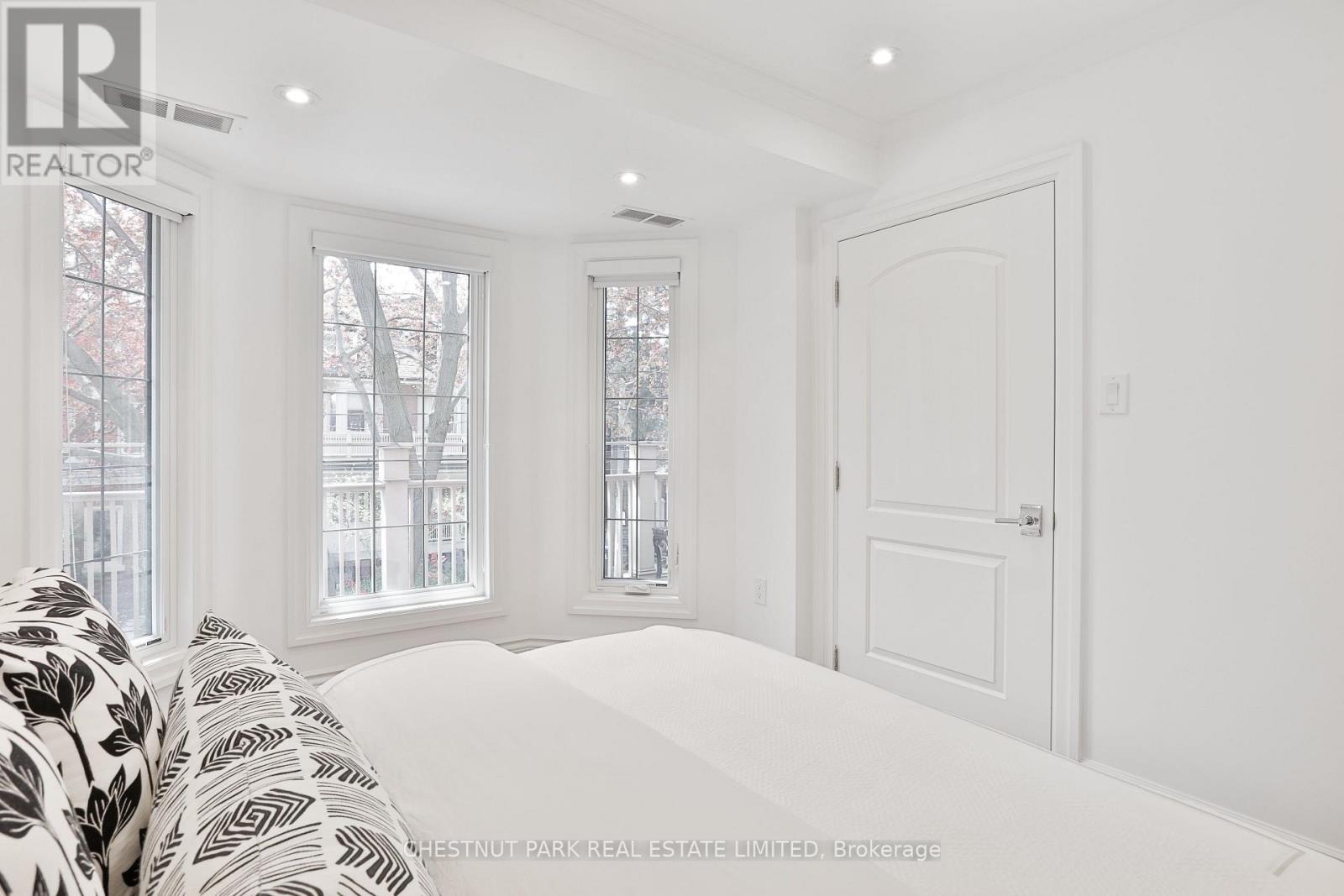 215 Major Street, Toronto, Ontario  M5S 2L4 - Photo 30 - C12491188