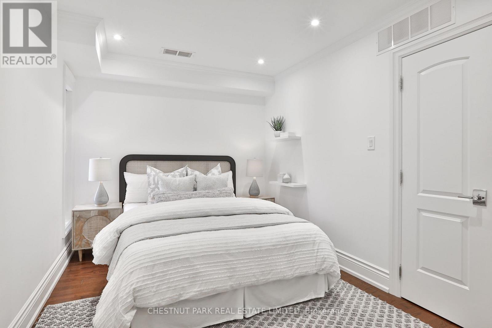 215 Major Street, Toronto, Ontario  M5S 2L4 - Photo 32 - C12491188