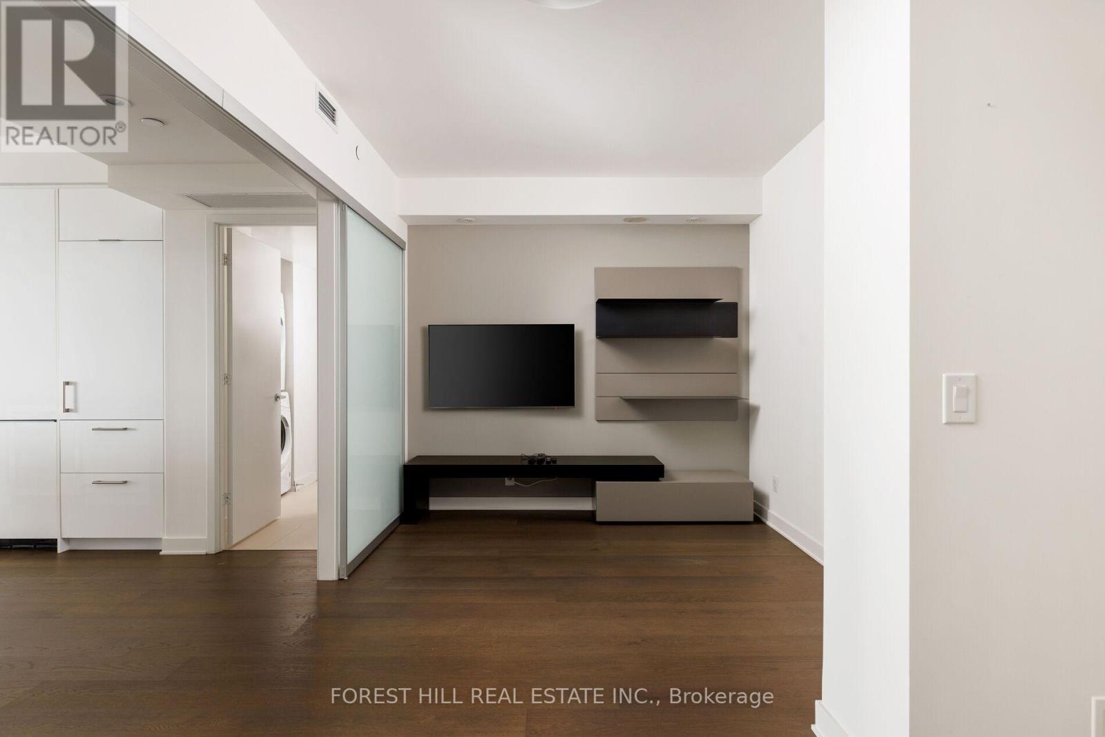 6805 - 1 Bloor Street E, Toronto, Ontario  M4W 0A8 - Photo 26 - C12491236