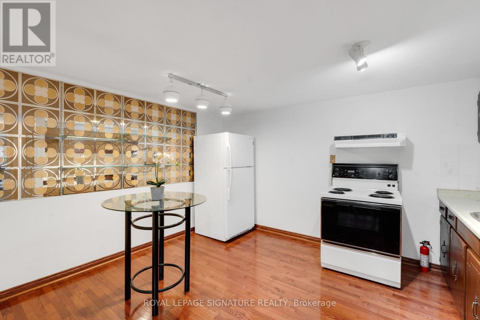 24 Chipwood Crescent, Toronto, Ontario  M2J 3X7 - Photo 21 - C12491276