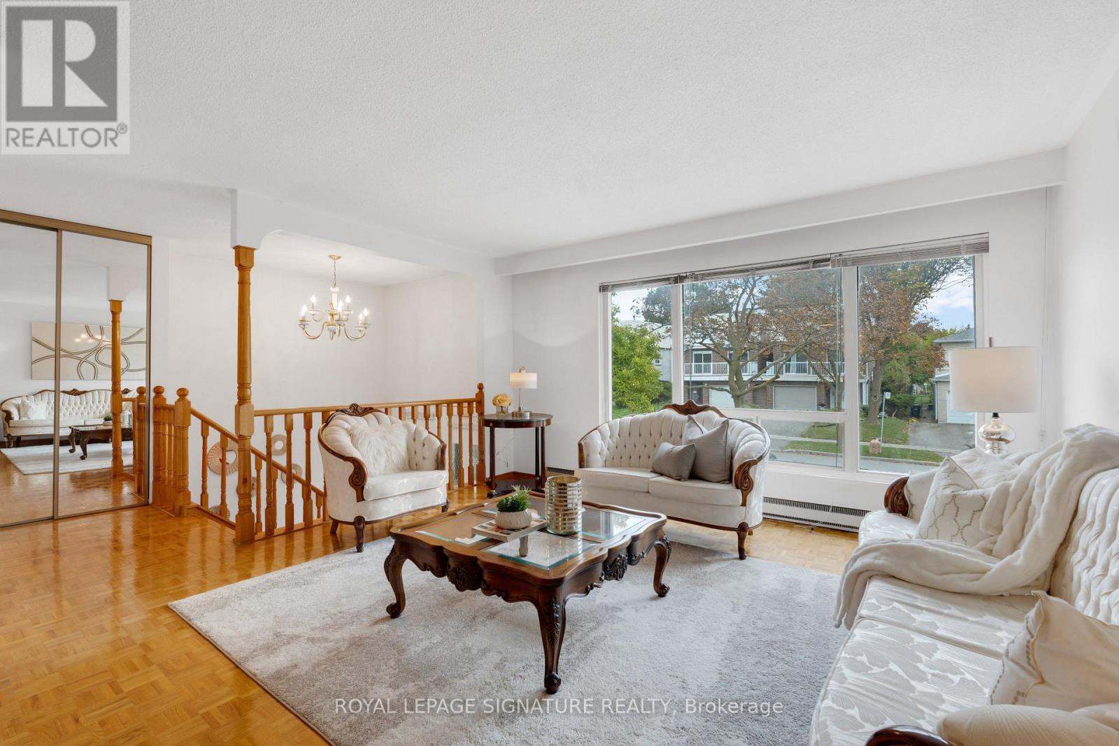 24 Chipwood Crescent, Toronto, Ontario  M2J 3X7 - Photo 6 - C12491276