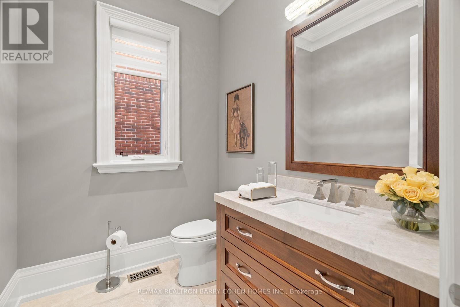 49 Gordon Road, Toronto, Ontario  M2P 1E2 - Photo 13 - C12491306